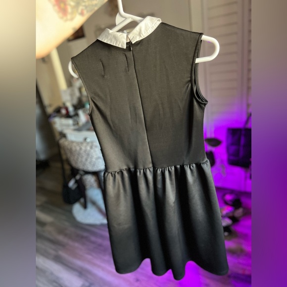 Western Evil “Tragic Kingdom” Anti-Disney collared dress - Picture 3 of 3